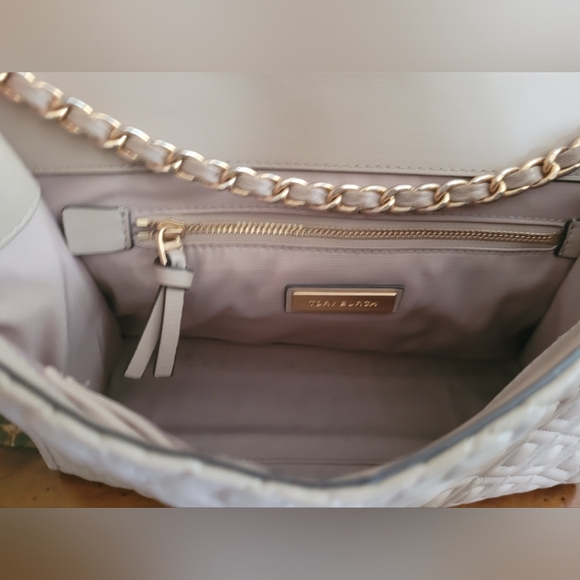 Tory Burch Cream Quilted Bag - Picture 8 of 10